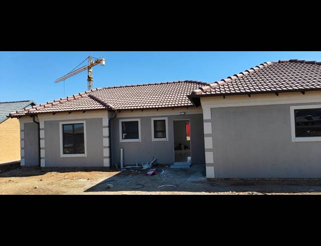 2 BEDROOM HOUSE FOR SALE IN WINDMILL PARK